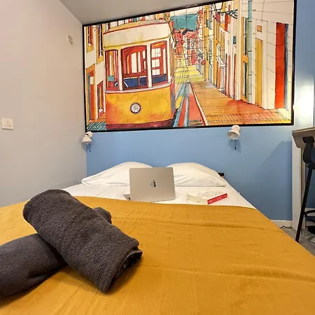 Lisbonne - Plein Centre-ville Refait A Neuf Avec Parking Gratuit Châtellerault